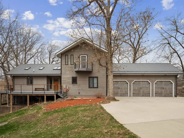 23075 265th St, Delhi, IA 52223