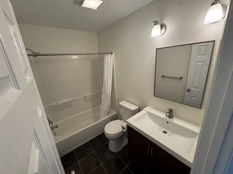5200 Hilltop Dr #F6 — Photo 7