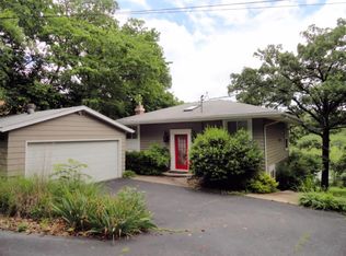 766 Slane Chapel Rd, Branson West, MO 65737