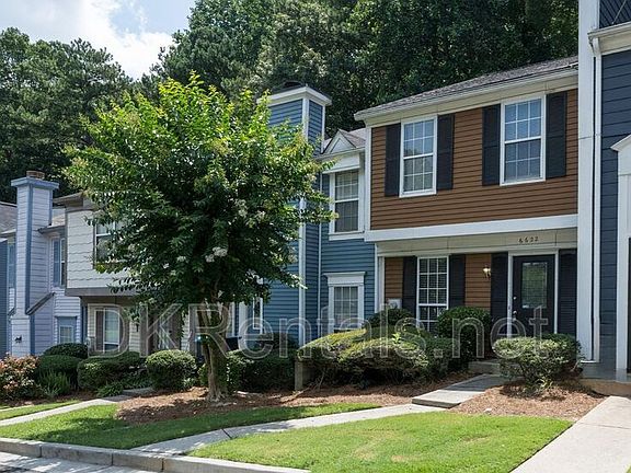 2nd image of 6622 Wellington Sq