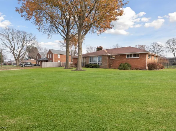 (undisclosed Address), Canton, OH 44708