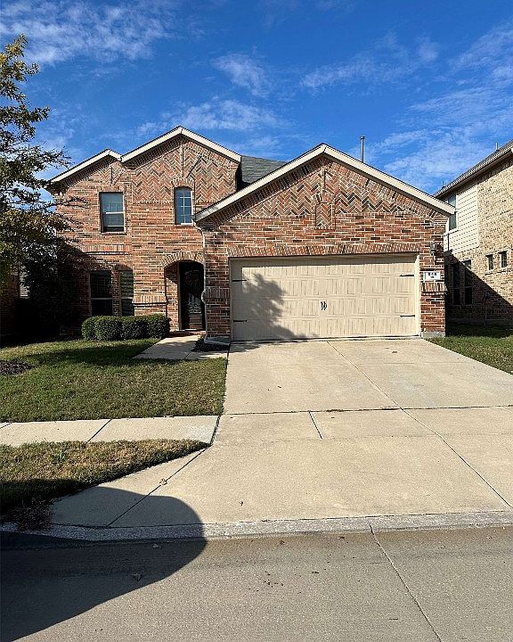 1st image of 816 Green Coral Dr