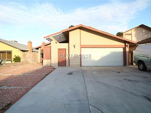 3rd image of 4768 E Montara Cir