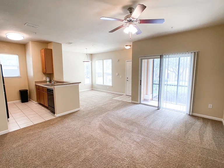 Open Concept Design with Lush Carpet in the Living and Dining Rooms Open Concept Design with Lush Carpet in the Living and Dining Rooms