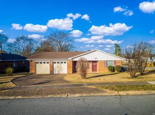 9325 Woodbine Dr, Sherwood, AR 72120