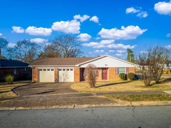 9325 Woodbine Dr, Sherwood, AR 72120