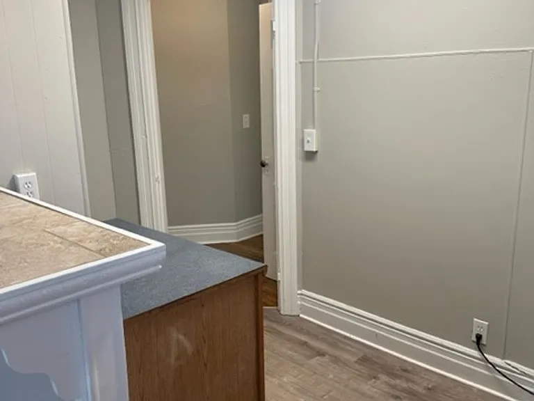 51 Alliance Ave — Photo 5