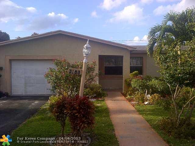 2nd image of 3183 NW 41st St
