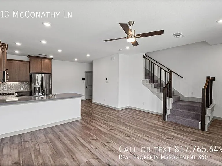 313 McConathy Way — Photo 3