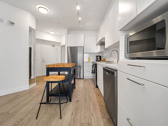 5th image of 7809 209th St #403