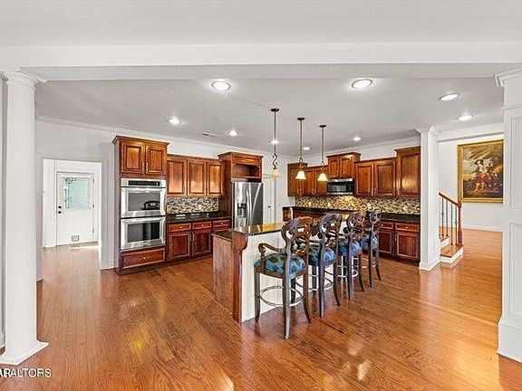 5th image of 1865 Sierra Ln