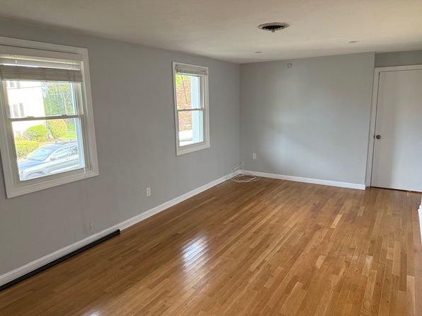 30 Elmwood Park #2