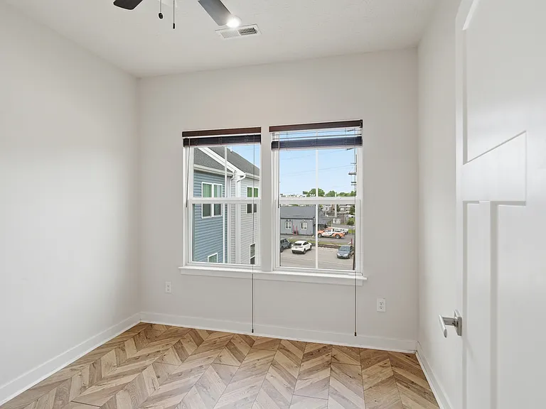 9 Wentworth Ln — Photo 19