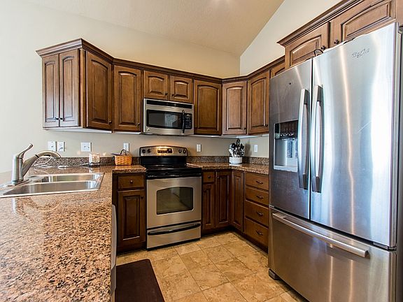 5th image of 6573 N Sky Heights Dr