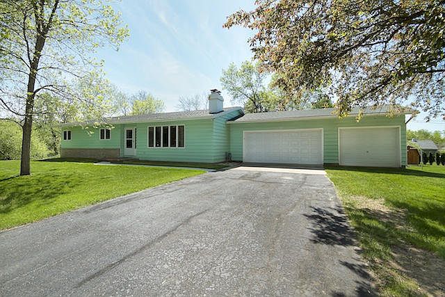 1st image of 2429 Glenwood Pl