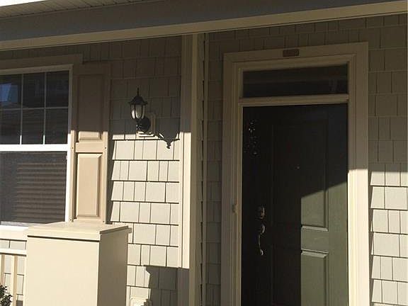 3rd image of 2432 Leytonstone Dr