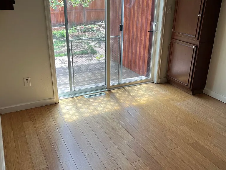 332 S Carr Ave W — Photo 6