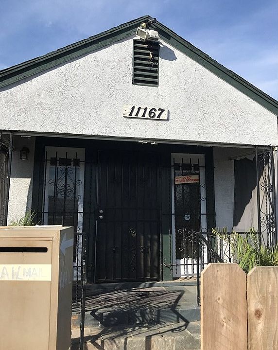1st image of 11167 Antwerp Ave