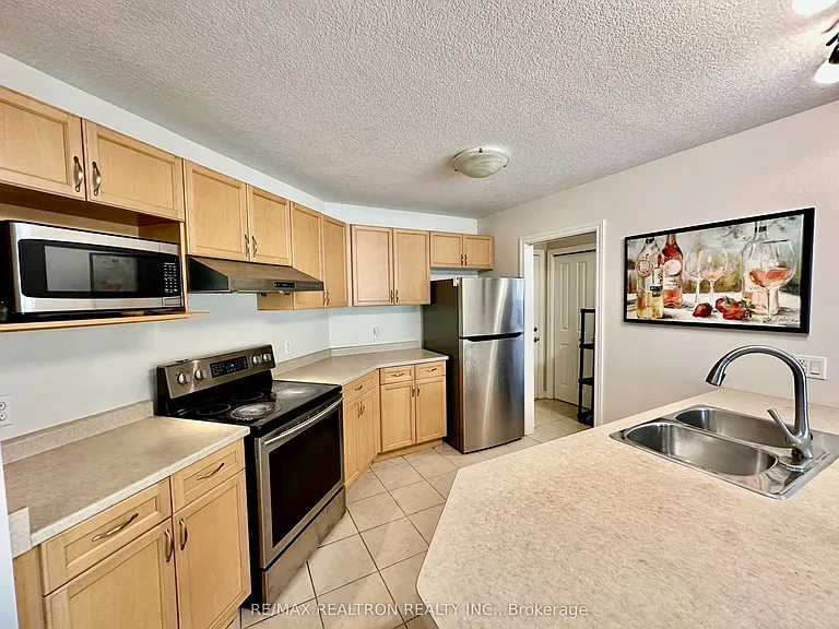 400 Skyline Ave #37 — Photo 6
