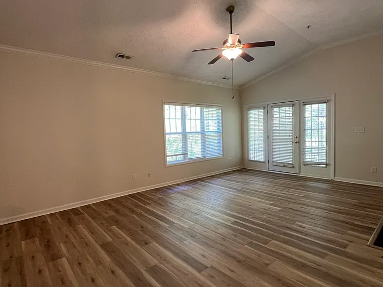 532 Lionshead Rd — Photo 6