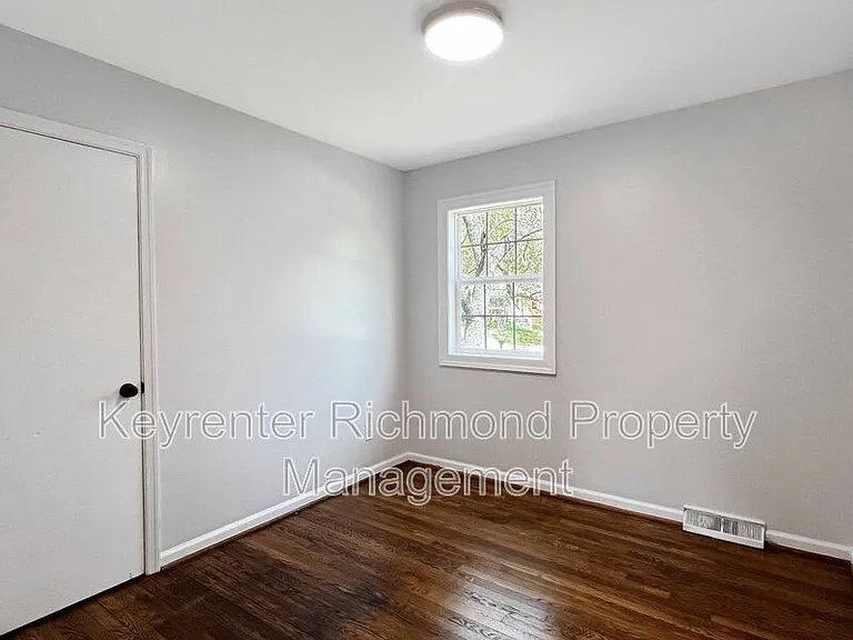 2704 Susten Ct — Photo 14