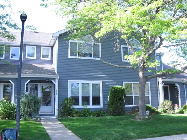 756 Birchwood Park Drive #756, Middle Island, NY 11953