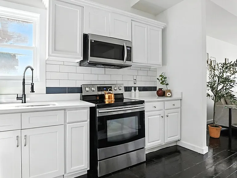 622 Grove Ave — Photo 10
