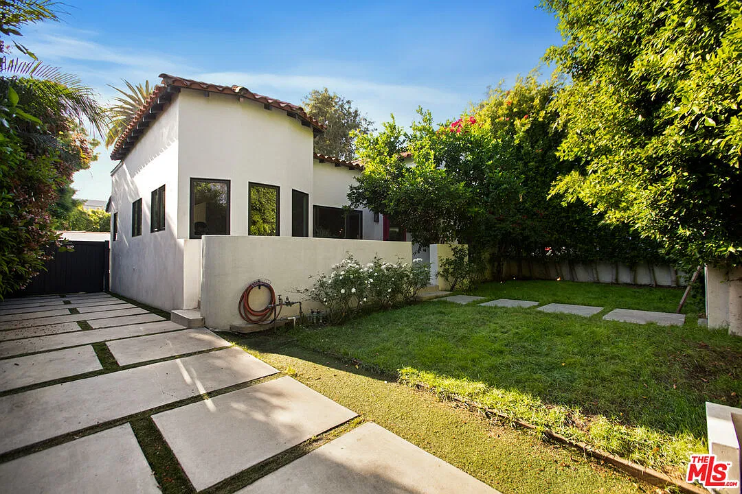 4 bed, 3.0 bath, $17,995 — Photo 4