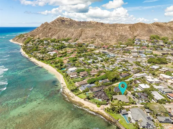 216 Kulamanu Pl, Honolulu, HI 96816