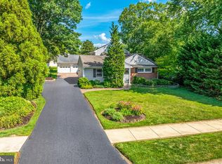 4 E Church Rd, Plymouth Meeting, PA 19462