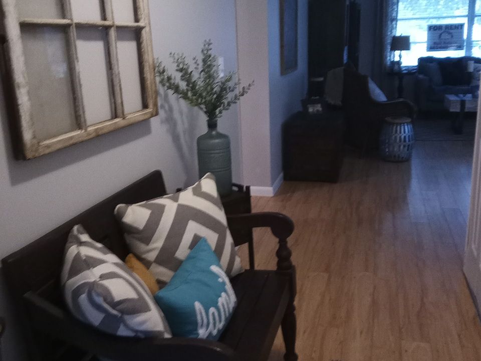 1st image of 220 N Idlewood Ave APT 208