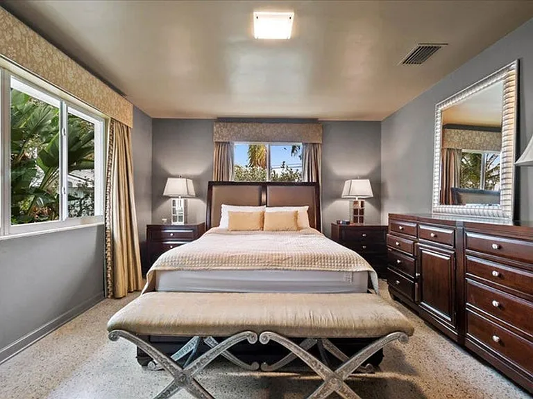 440 Jupiter Ln — Photo 10