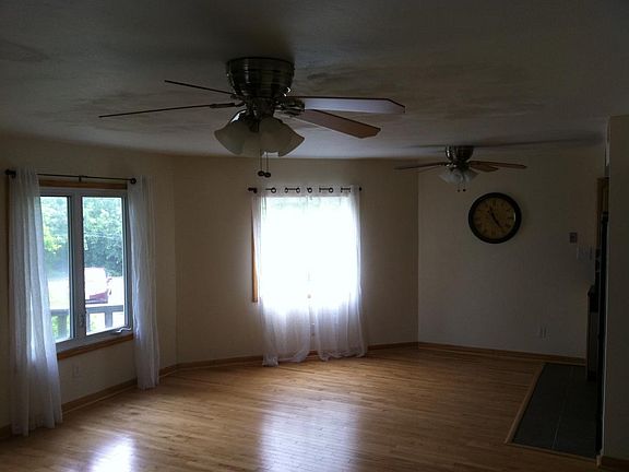 2nd image of 1326 W Ocean View Ave APT D