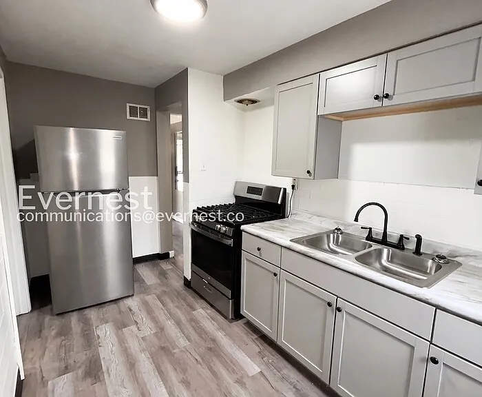 5546 Floy Ave — Photo 3