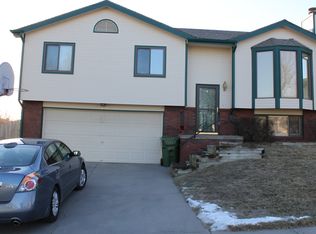 5044 W Sparrow Ln, Lincoln, NE 68528