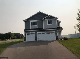 944 Moline Loop NW, Isanti, MN 55040