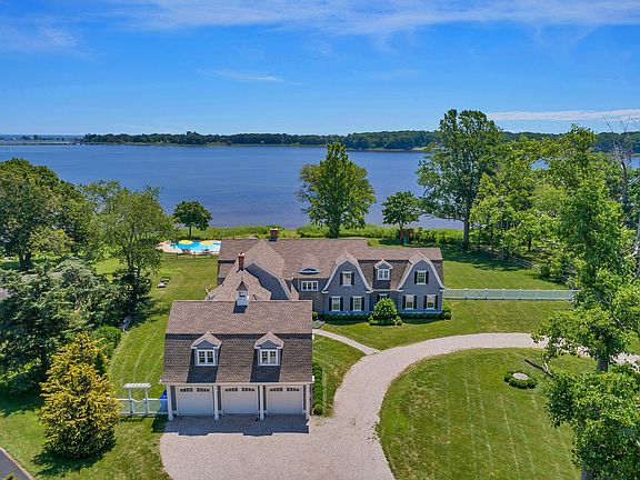 9 Cedar Lane