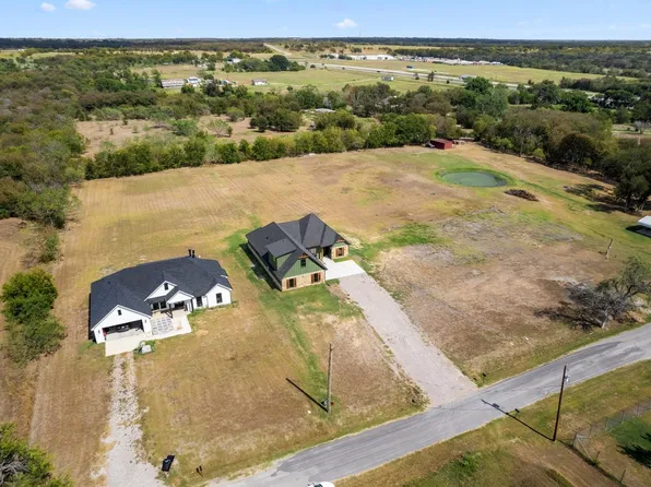 326 NW County Road 2100, Corsicana, TX 75110