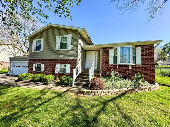 7511 Greenbriar Dr, Evansville, IN 47710