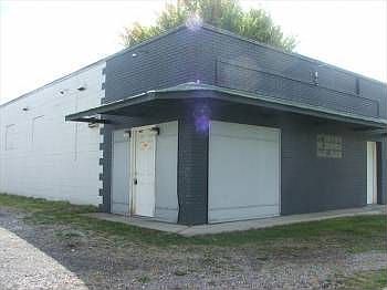 1st image of 102 Center Ave