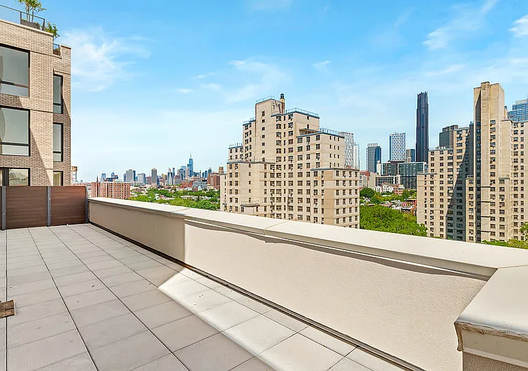 526 Baltic St #11Z — Photo 8