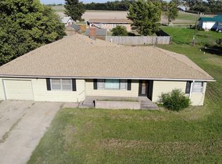 102 S Main St, Timken, KS 67575