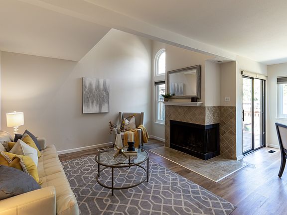 4th image of 1545 Camden Village Cir
