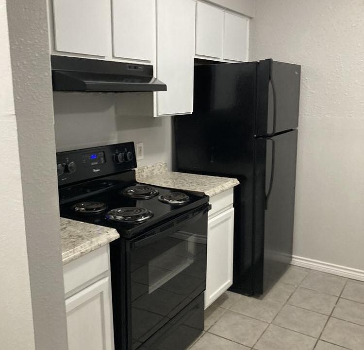 1st image of 901 Quetzal St #2