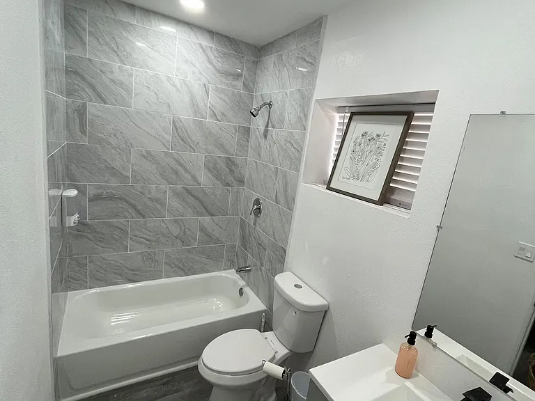 1204 Sawmill Rd NW #2-F — Photo 5