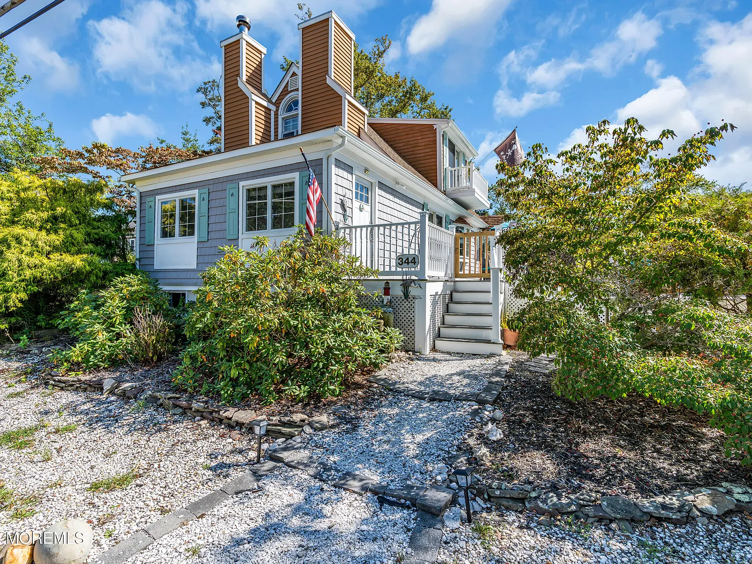 3 bed, 1.5 bath, 1240 sqft, $2,650 — Photo 3