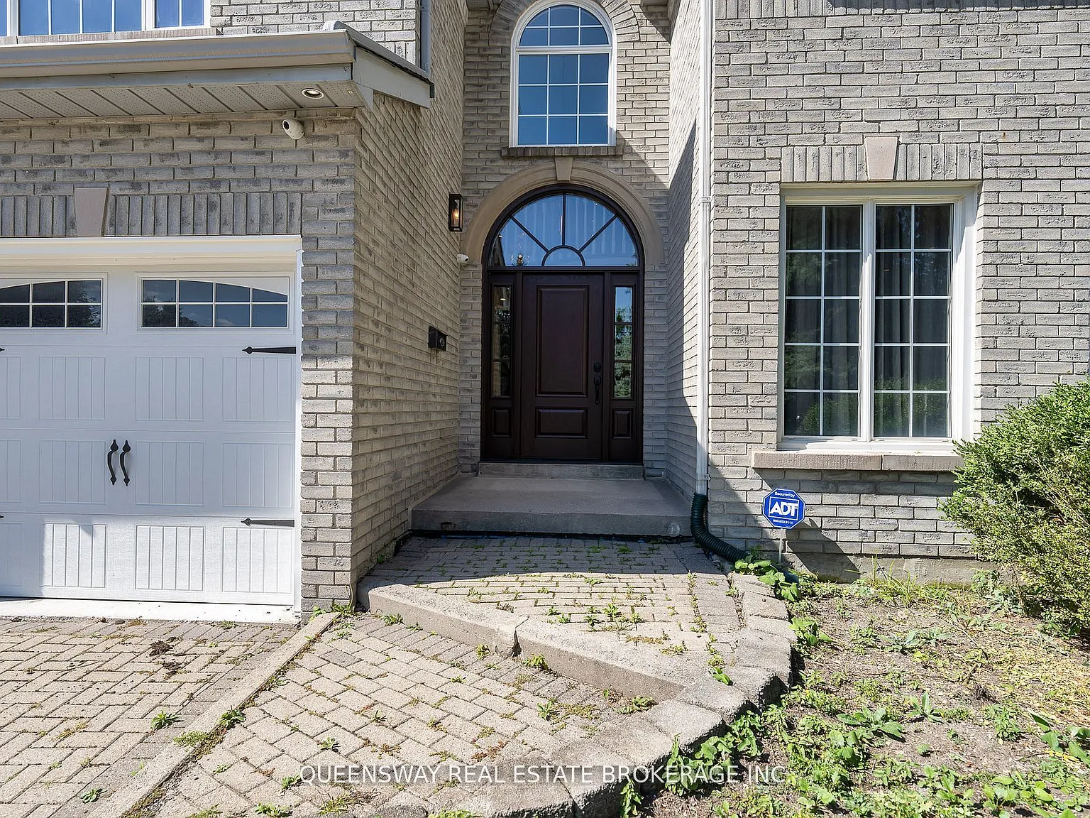 5 bed, $5,980 — Photo 3