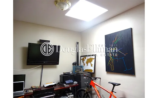 Rented by Douglas Elliman | media 25