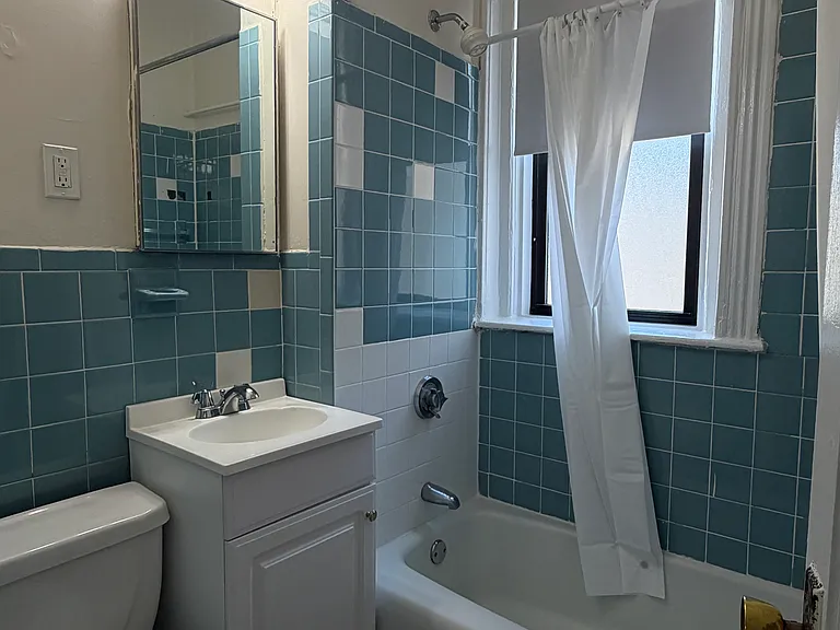 1155 Commonwealth Ave #44 — Photo 8