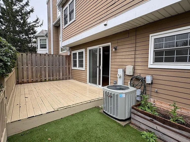 503 Ascot Ln — Photo 15
